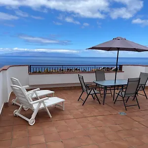 amazing-duplex-with-large-terrace-and-sea-views.in-canary-islands.com/