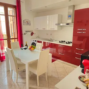 Casa Di Molly Al Centro Di , Alghero Italia